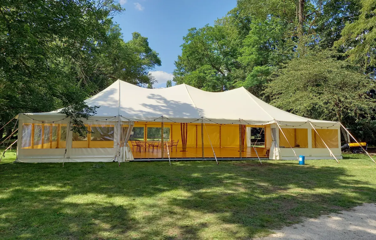 location : Tente bambou