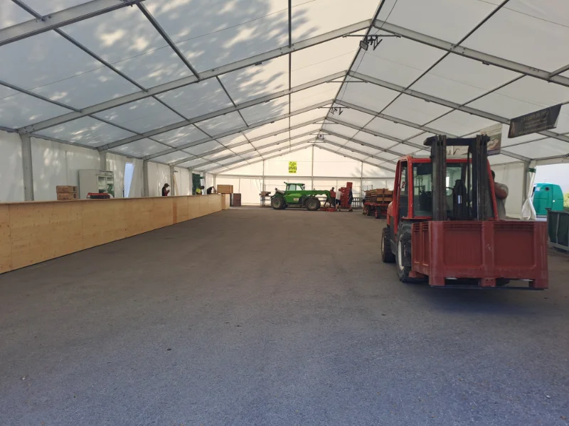 location : Location de chapiteau de réception pour les collectivités